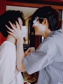 人人看人人摸摸